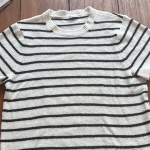 Abercrombie & Fitch Black and White Striped Sweater